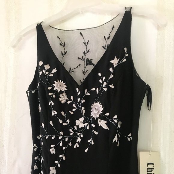 Chica's - Picture 2 of 14